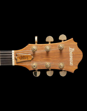 IBANEZ, NAGOYA, JAPAN, CIRCA 1980 - photo 6