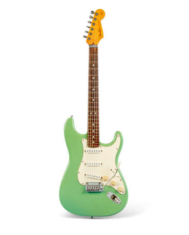 FENDER MUSICAL INSTRUMENTS CORPORATION, CORONA, CALIFORNIA, 1990 - photo 1