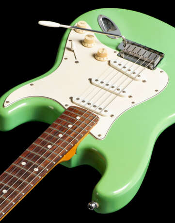 FENDER MUSICAL INSTRUMENTS CORPORATION, CORONA, CALIFORNIA, 1990 - photo 3