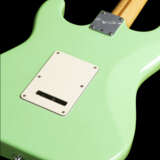 FENDER MUSICAL INSTRUMENTS CORPORATION, CORONA, CALIFORNIA, 1990 - photo 4