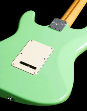 FENDER MUSICAL INSTRUMENTS CORPORATION, CORONA, CALIFORNIA, 1990 - photo 4