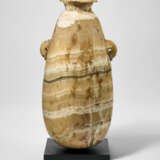 A LARGE EGYPTIAN ALABASTER ALABASTRON - photo 2