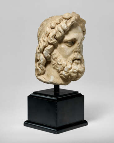 A ROMAN MARBLE HEAD OF ASCLEPIUS - Foto 4