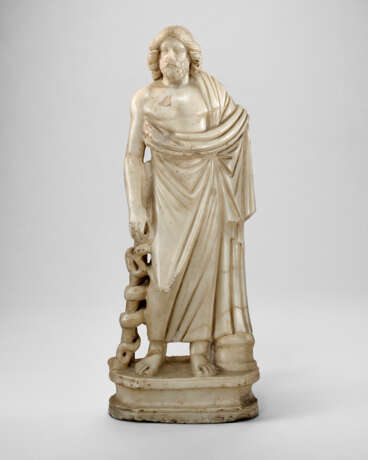 A ROMAN MARBLE ASCLEPIUS - Foto 1