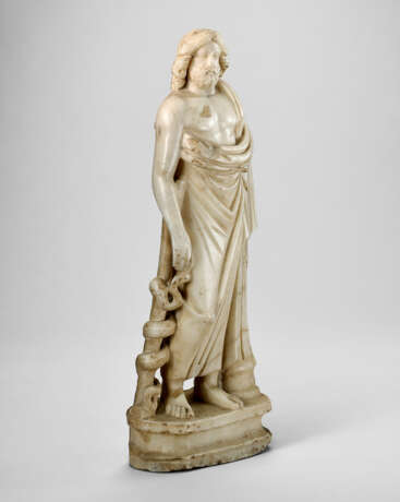 A ROMAN MARBLE ASCLEPIUS - Foto 3