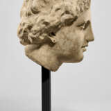 A GREEK MARBLE HEAD OF A WOMAN - photo 2