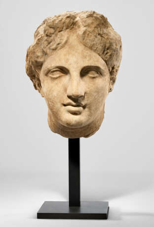 A GREEK MARBLE HEAD OF A WOMAN - photo 3