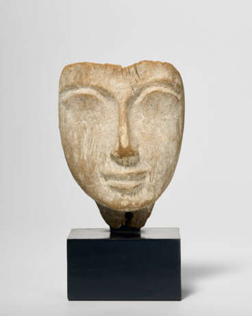 AN EGYPTIAN WOOD MUMMY MASK - photo 1