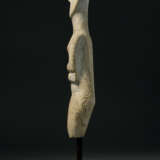 A LARGE CYCLADIC MARBLE FEMALE FIGURE - photo 5