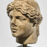 AN OVER-LIFESIZED ROMAN MARBLE HEAD OF APOLLO - photo 2