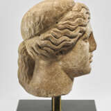 AN OVER-LIFESIZED ROMAN MARBLE HEAD OF APOLLO - photo 3