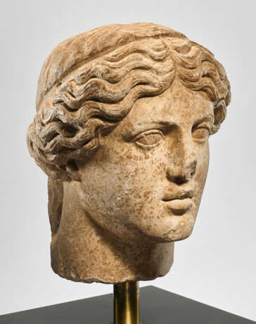 AN OVER-LIFESIZED ROMAN MARBLE HEAD OF APOLLO - photo 4