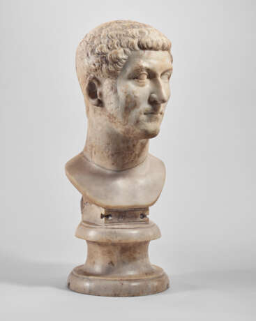 A ROMAN MARBLE PORTRAIT HEAD OF A MAN - photo 5