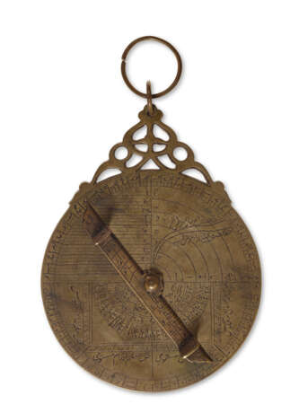 A BRASS ASTROLABE - фото 2