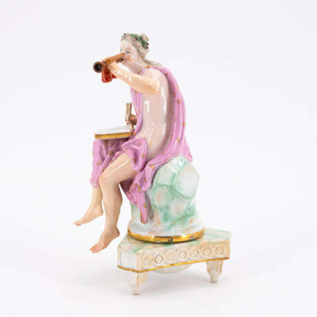 Figur der Muse Clio mit Trompete und Buch - photo 2