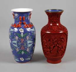 Zwei Vasen