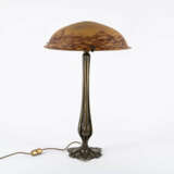 LARGE GLASS TABLE LAMP WITH METAL FOOT - Foto 2