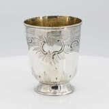 Pair of bell beakers with gilt interior - photo 11