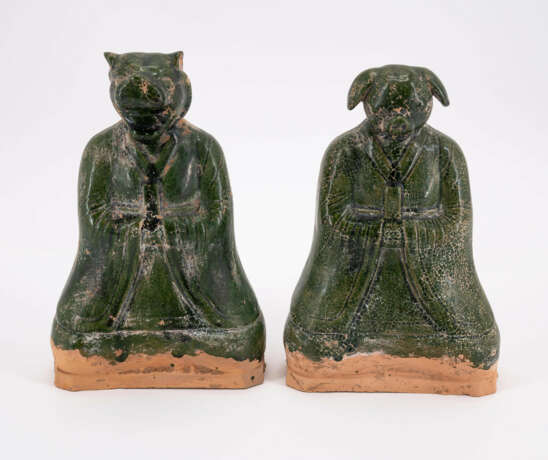 12 FIGURINES REPRESENTING THE TWELVE MONTHS - photo 22