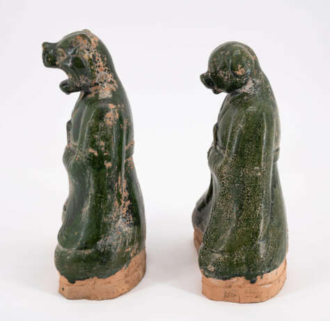 12 FIGURINES REPRESENTING THE TWELVE MONTHS - photo 23