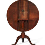 THE JAMES ATKINSON CHIPPENDALE CARVED MAHOGANY TEA TABLE - photo 3