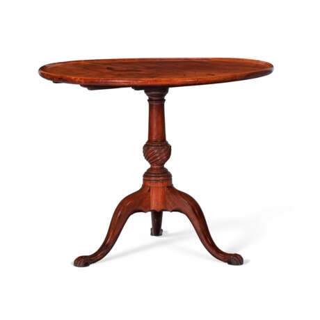 THE JAMES ATKINSON CHIPPENDALE CARVED MAHOGANY TEA TABLE - photo 4