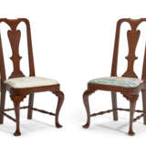 TWO QUEEN ANNE CHERRYWOOD SIDE CHAIRS - photo 1