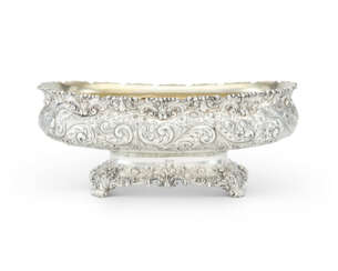 AN AMERICAN SILVER CENTERPIECE BOWL