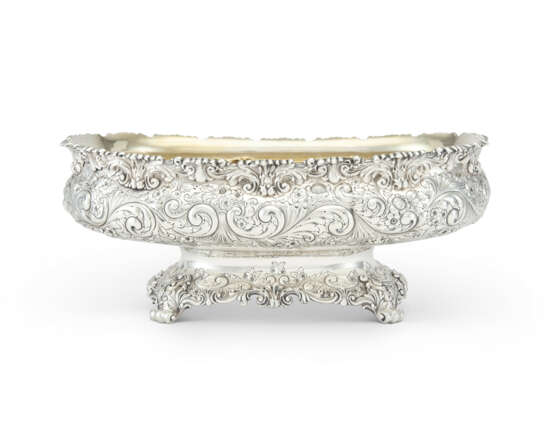 AN AMERICAN SILVER CENTERPIECE BOWL - фото 1