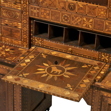 A MARQUETRY AND PARQUETRY-INLAID WALNUT DESK-AND-BOOKCASE - photo 12