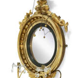 A CLASSICAL EAGLE-CARVED GILTWOOD CONVEX MIRROR - photo 2