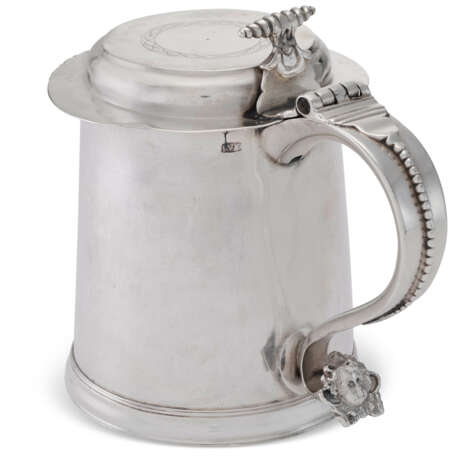 AN AMERICAN SILVER TANKARD - photo 1