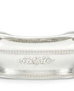 Plats et plateaux (Articles ménagers, Vaisselle). AN AMERICAN SILVER CENTERPIECE BOWL