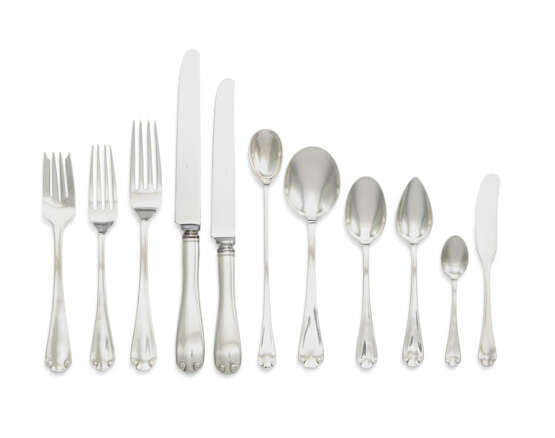 AN AMERICAN SILVER FLATWARE SERVICE - photo 1