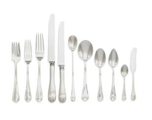 AN AMERICAN SILVER FLATWARE SERVICE