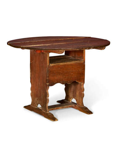 A WILLIAM AND MARY RED-PAINTED PINE HUTCH TABLE - Foto 1