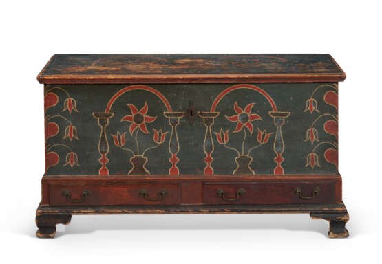 A POLYCHROME PAINT-DECORATED WHITE PINE BLANKET CHEST - photo 1