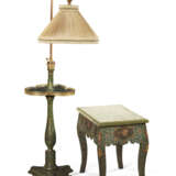 A REGENCY STYLE FLORAL AND GREEN PAINTED FLOOR LAMP - Foto 2