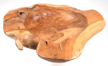 Große Obstschale, Holz, z.T. naturbelassen, feiner Schwundriß, 13x58x60 cm