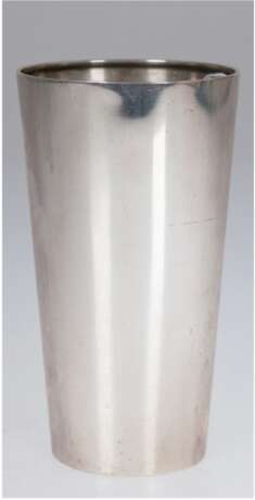 Vase, Schweden 1903, K. Anderson, Silber, punziert, ca. 292 g, konische Form, H. 18 cm - photo 1