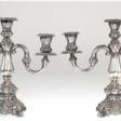 Paar Kandelaber, 830er Silber, punziert, 3-flammige Barock-Form, gefüllter quadratischer Stand, H. 28 cm - Now at the auction