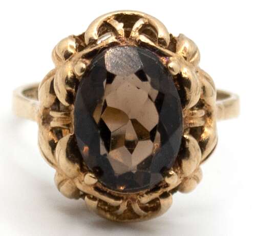 Ring, 333er GG, mit 1 oval facettierten Rauchtopas in durchbrochen gearbeiteter Fassung, Ges.-Gew. 3,89 g, RG 51 - photo 1