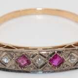 Ring im Art-Deco-Stil, GG 750, Rubine, und Brillanten, RG 55, Innendurchmesser 17, 5 mm - фото 1