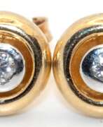 Overview. Ohrstecker, 585er GG/ WG, je mit 1 Diamanten in Zargenfassung besetzt, Ges.-Gew. 3,05 g, Dm. 8 mm