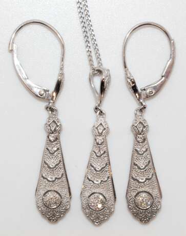 Schmuckset im Art-Deco-Stil, Ohrringe, Kette mit Anhänger, 925er Silber, rhodiniert, Brillanten, Ohrringe ca. 4,2 cm, Anhänger ca. 3,3 cm, Kettenlänge ca. 40 cm - Foto 1