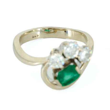 Emerald-Diamond-Ring - photo 4