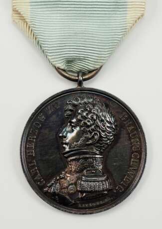 Braunschweig: Silberne Militär-Verdienstmedaille 1815. - photo 1