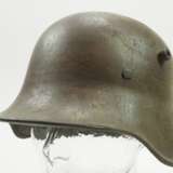 Deutsches Reich: Stahlhelm M16 eines Fahnenjunkers im Schleswig-Holsteinischen Infanterie-Regiment Nr. 163. - фото 1