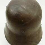 Deutsches Reich: Stahlhelm M16 eines Fahnenjunkers im Schleswig-Holsteinischen Infanterie-Regiment Nr. 163. - фото 4