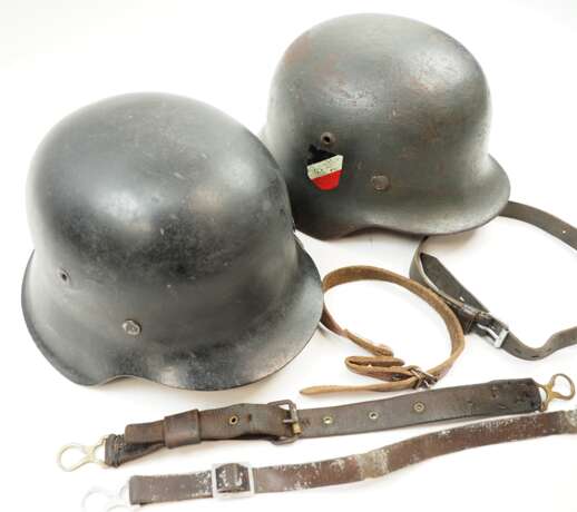 Wehrmacht: 2 Stahlhelme. - photo 3